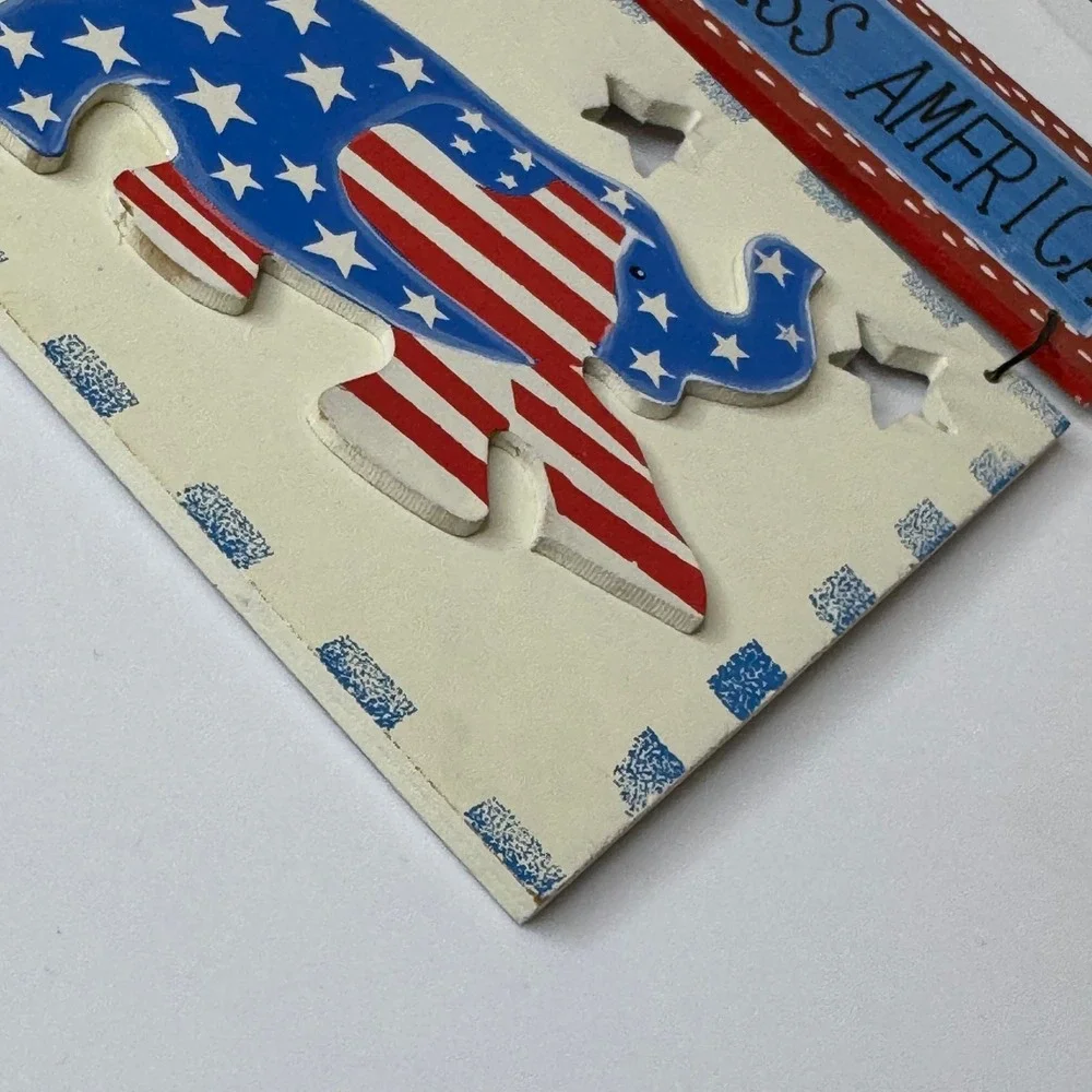 God Bless America‎ Patriotic Elephant Wall Decor Hanging Sign